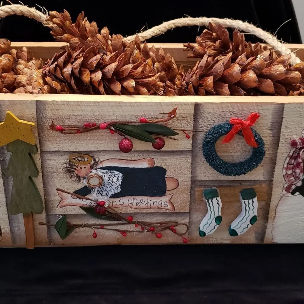 Country Christmas Wooden Box Decor w/Pinecones